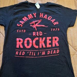 Gildan Black and Red Graphic Short Sleeve Tee